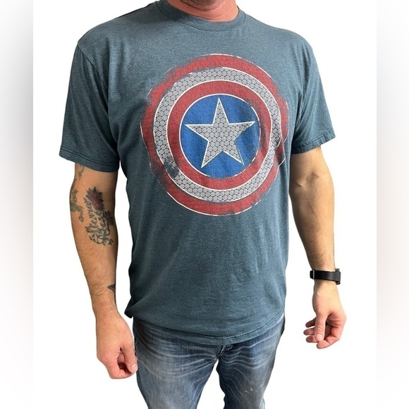 CAPTAIN America T shirt - Picture 1 of 5